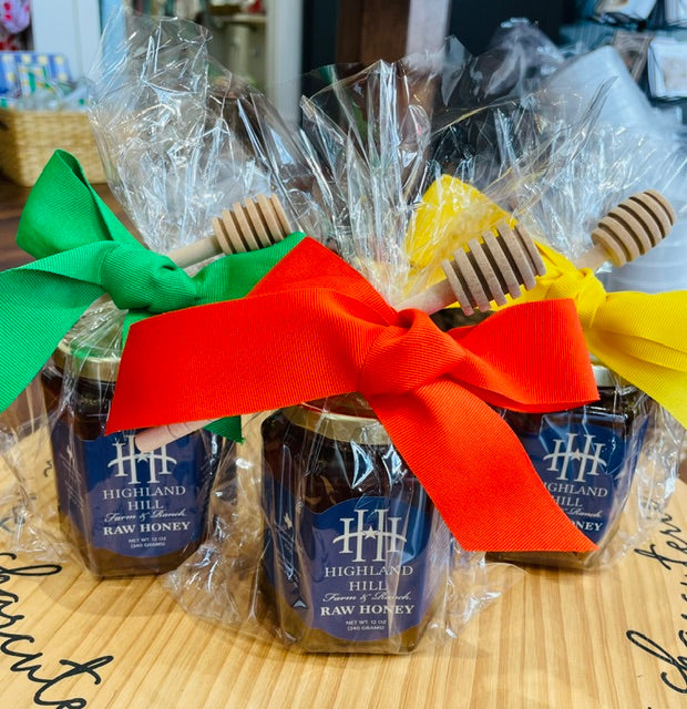 Highland Hill Raw Honey with Dipper